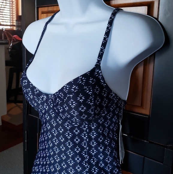 NWT Athleta 32 B/C Navy Tankini Top - Picture 1 of 8